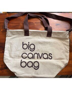 USED Bloomingdale's August Accessories Big Canvas Bag - 100% Exclusive
